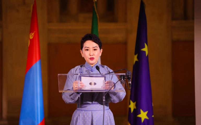 Гадаад харилцааны сайд Б.Батцэцэг Австри улсад айлчилж байна