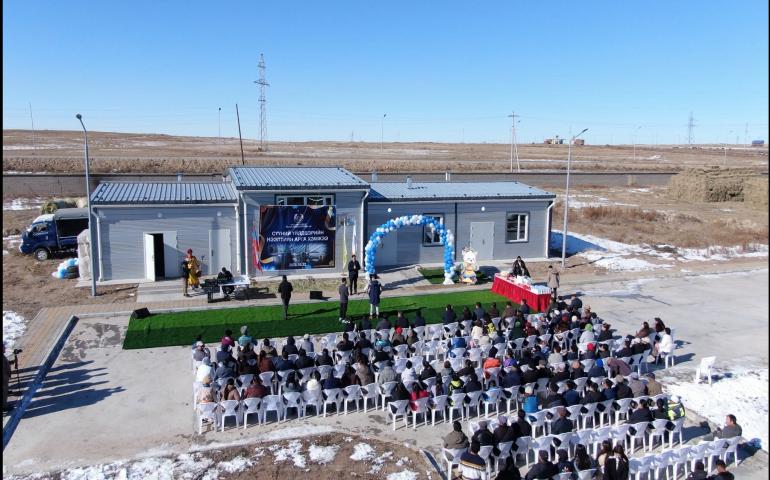 Сүхбаатар: 6-9 дүгээр ангийн хүүхдүүд үдийн цайндаа сүү хэрэглэж эхэллээ